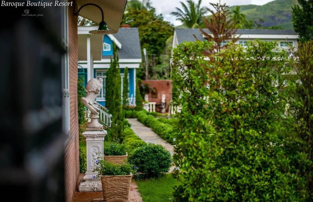 Baroque Boutique Resort-1